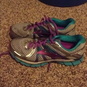 Brooks athletic shoes